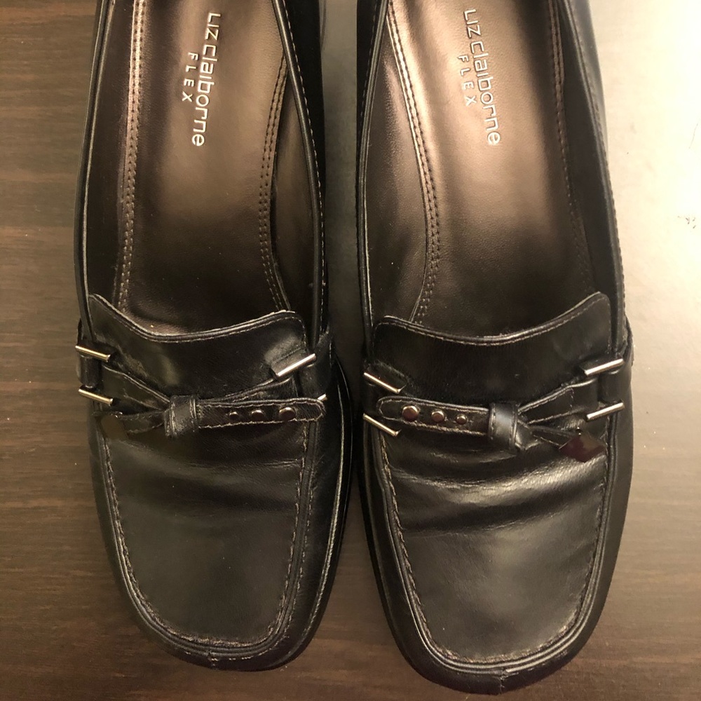 Liz Claiborne Flex Black Loafers. Size 7